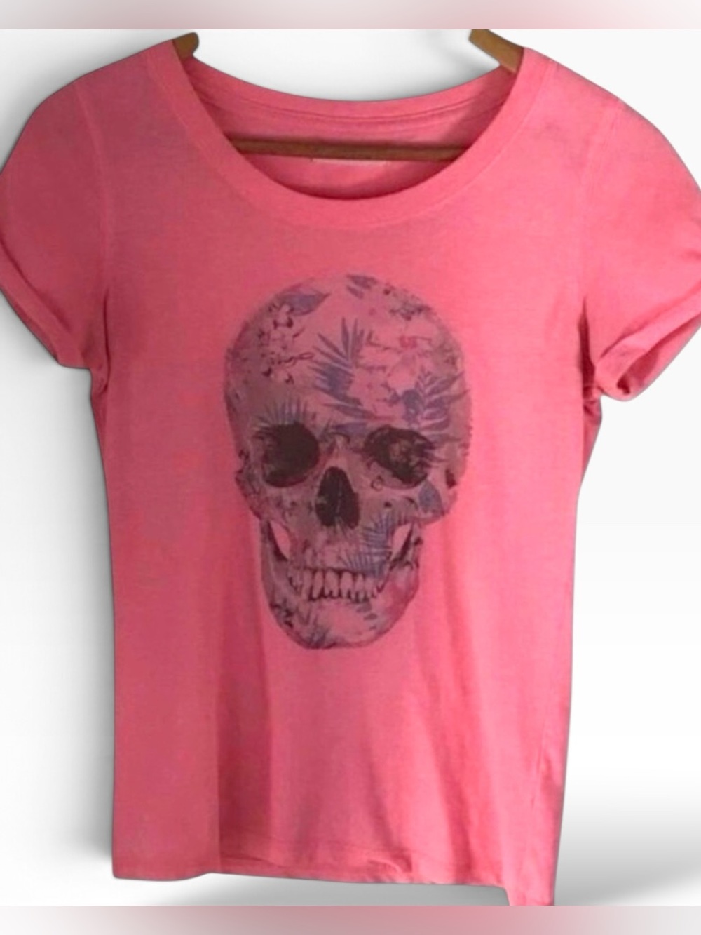 Creepy Ardene Floral Skull Head Vintage Pink Cute Short Sleeves T-shirt.